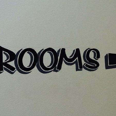 Rooms At Martha Jones Pwllheli Buitenkant foto